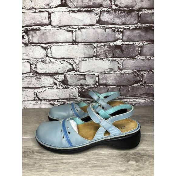 Naot Sky Blue Leather Mary Jane Strap Clogs Comfort Shoes Women Sz 38EU/7.5M US - Picture 1 of 16